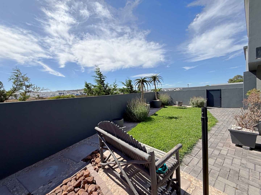 4 Bedroom Property for Sale in Calypso Beach Western Cape